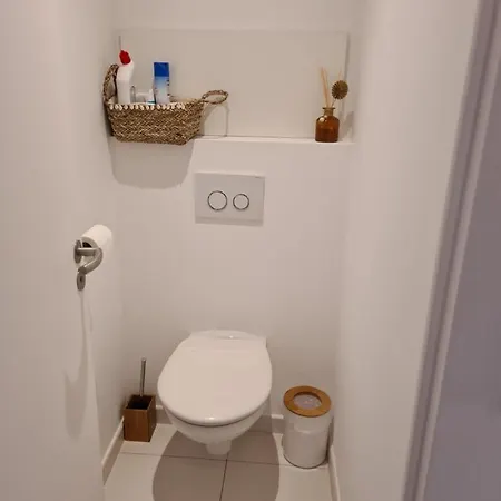 Le Lodge, T2 Classe 3 Etoiles Avec Jardin, Parking, Piscine & A 2 Pas דירה